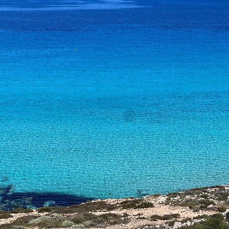 Isola Serena Villa Фавиняна Екстериор снимка